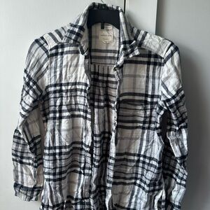 American Eagle Outfitters Black and White Plaid Flannel